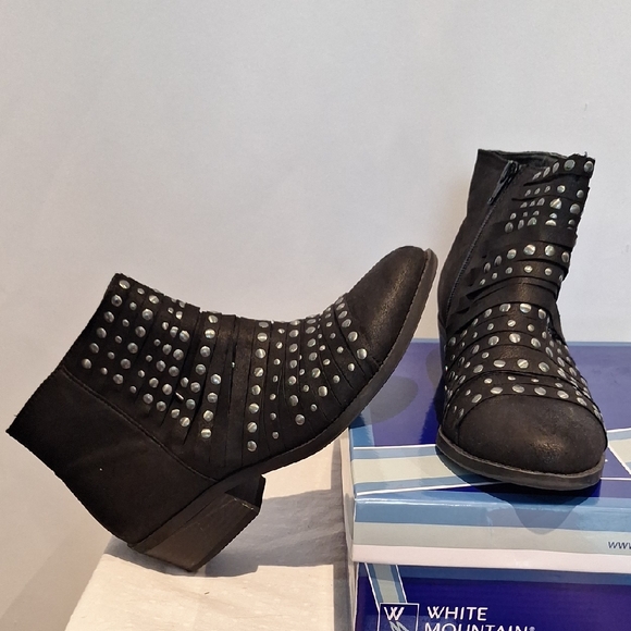 White Mountain Shoes - White Mountain Desire Black Ankle Boots with Silver Studs